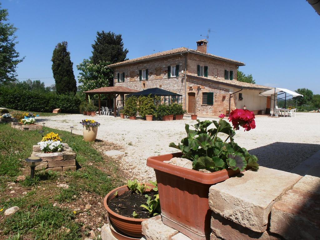 Agriturismo Rustichino Villa Giano dellʼUmbria Buitenkant foto