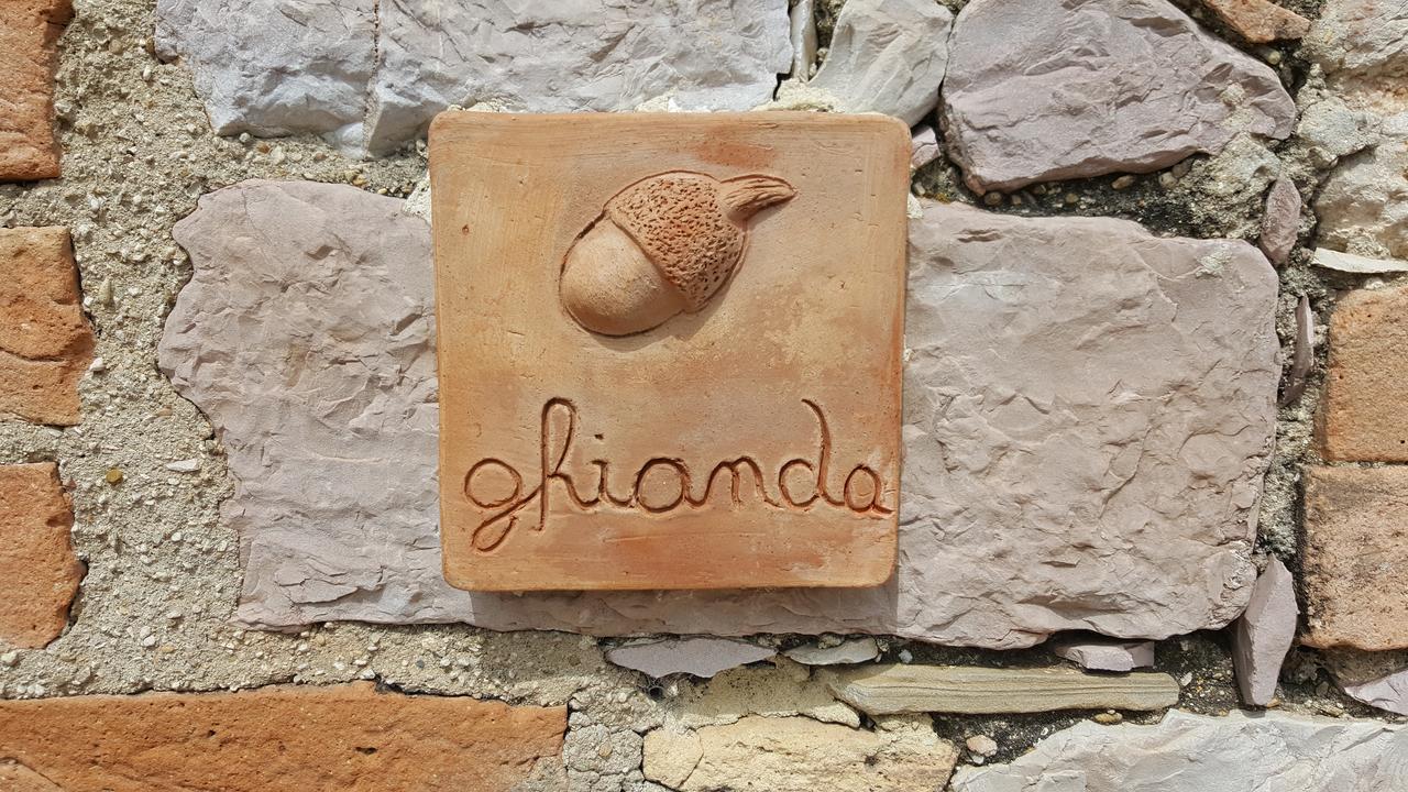 Agriturismo Rustichino Villa Giano dellʼUmbria Buitenkant foto